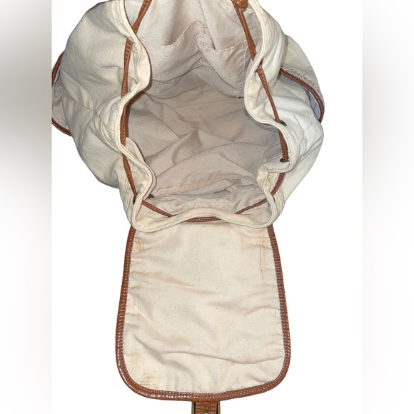 Icing Two-Tone Backpack - Picture 3 of 7